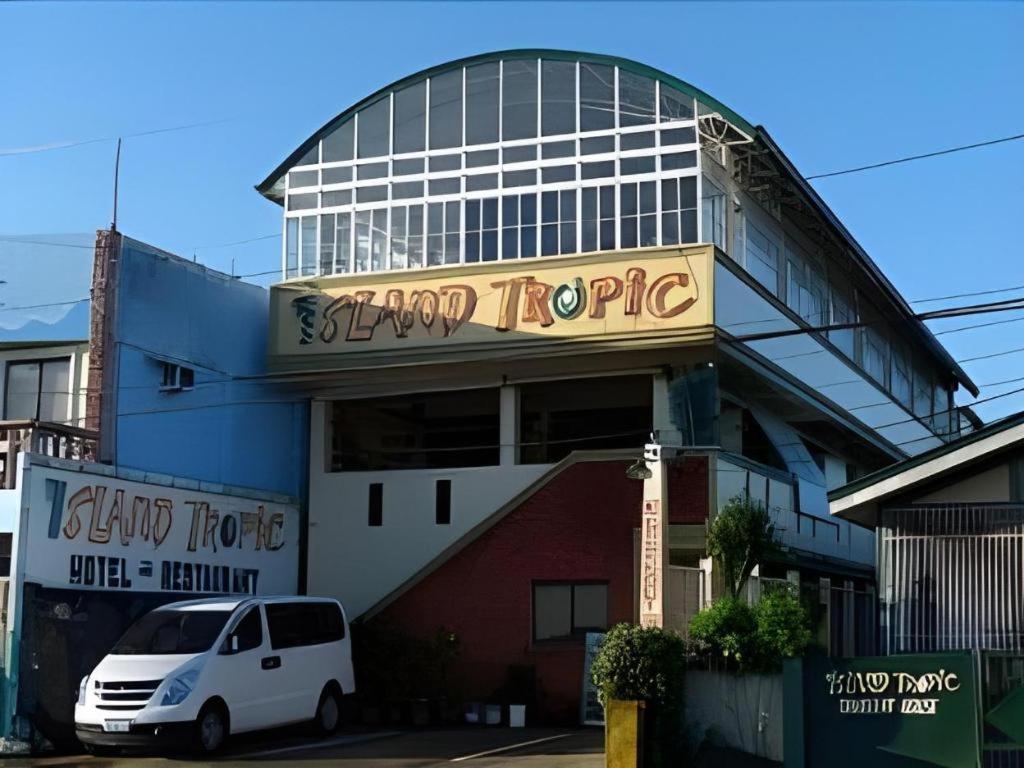 Island Tropic Hotel And Restaurant Alaminos Exterior foto